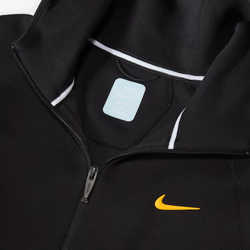 NIKE TECH FLEECE
